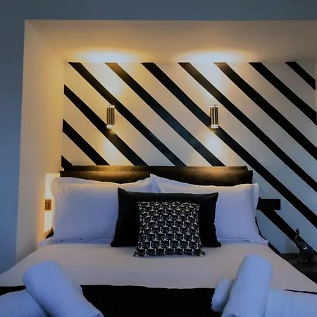 Essel Noir - A Hidden Gem With A Magnificent Acropolis View Apartment