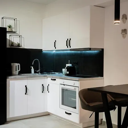 Essel Noir - A Hidden Gem With A Magnificent Acropolis View Athens